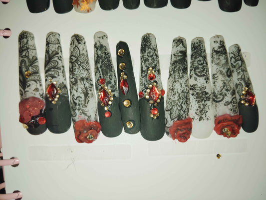 Custom Press-On Nails – Personalized Luxury Nail Sets